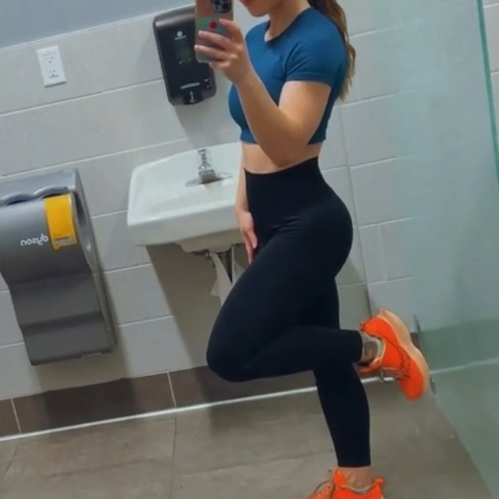 ONER active cropped top